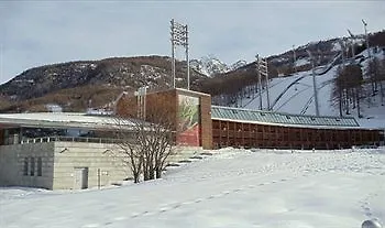 Отель Pragelato Ski Jumping Hotel