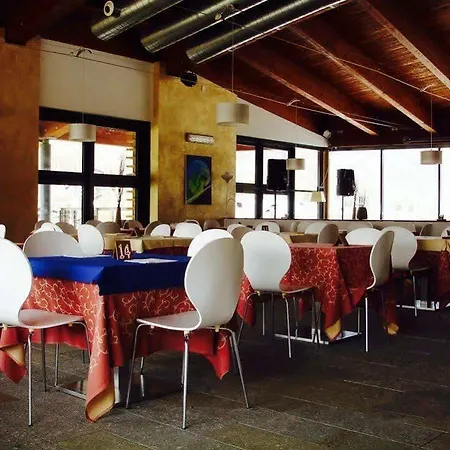 Pragelato Ski Jumping Hotel 3* Праджелато